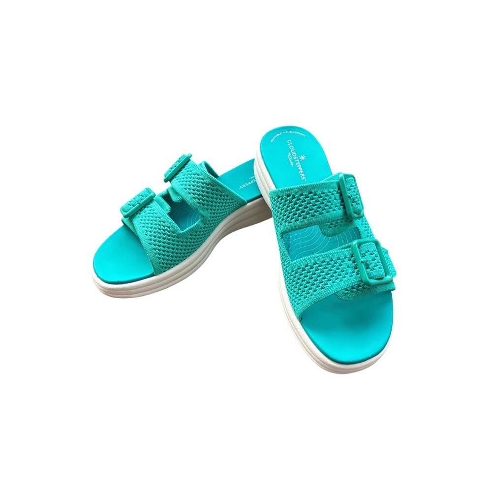 Cloudsteppers by Clarks Sandals 8.5 blue washable beach coastal resort